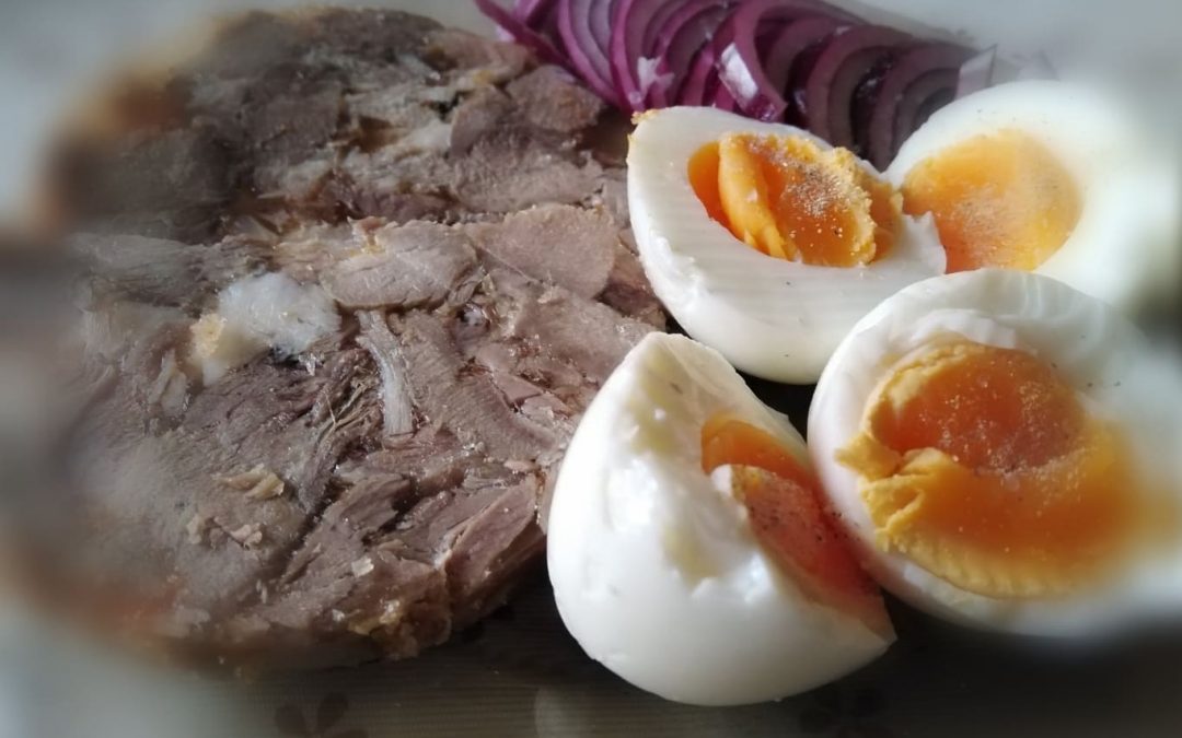 CSÜLÖK – NYELV ROLÁD